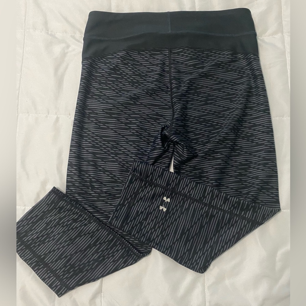 Under Armour Heat Gear capris.